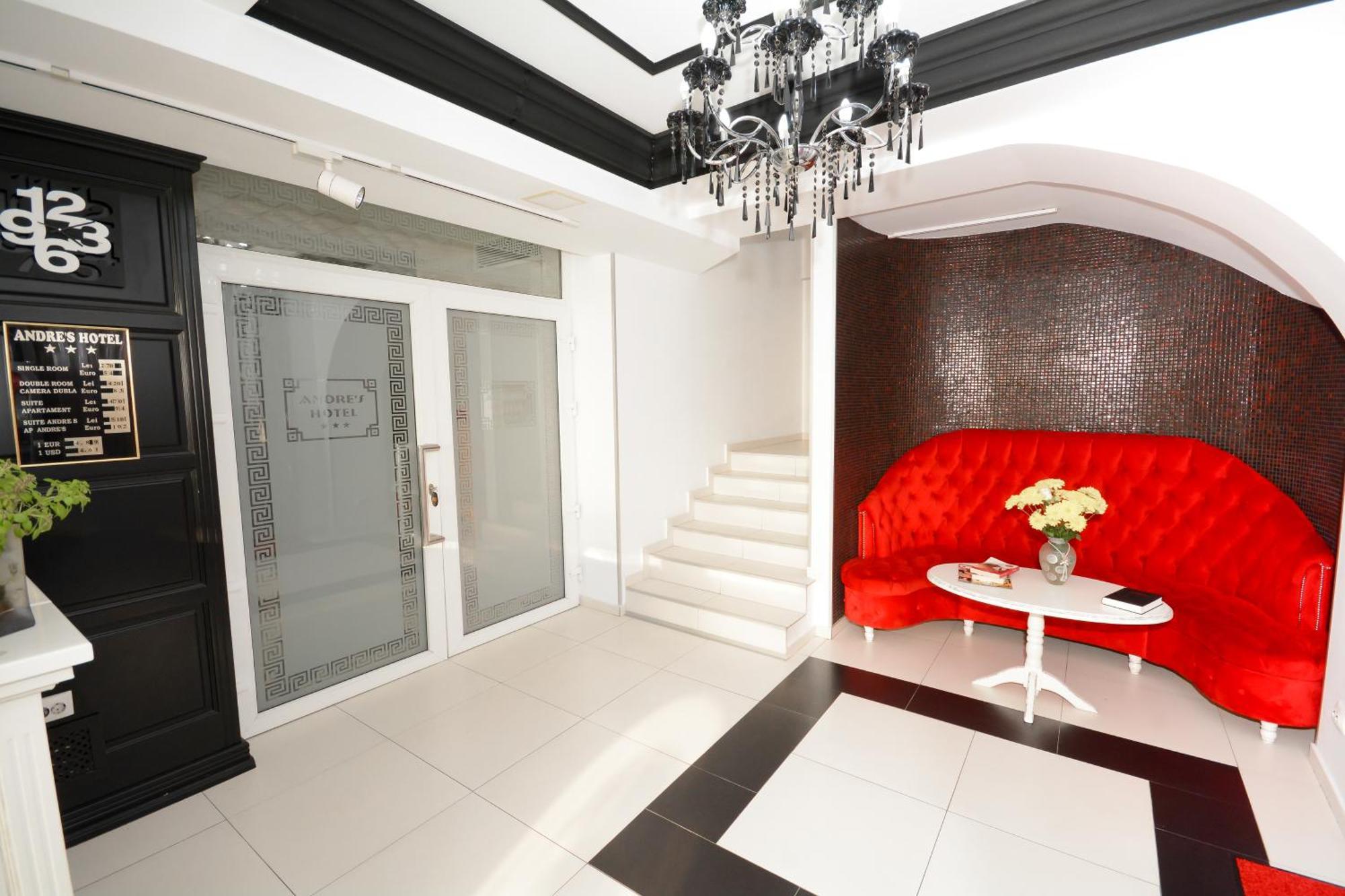 Hotel Andre'S Craiova Exterior photo